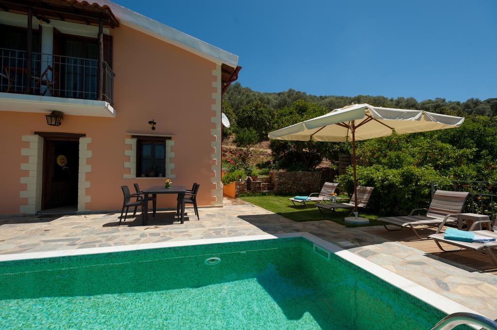 Citrea Villa Fournes ภายนอก รูปภาพ